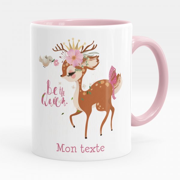 Mug personnalisable pour enfant avec motif faon be the queen de couleur rose