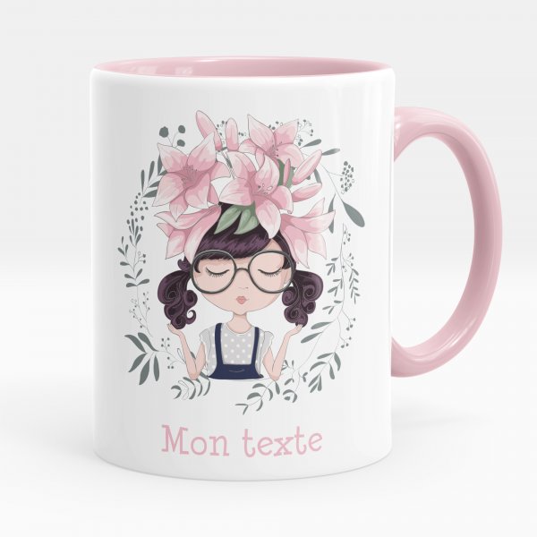 Mug personnalisable pour enfant avec motif petite fille avec fleurs de couleur rose